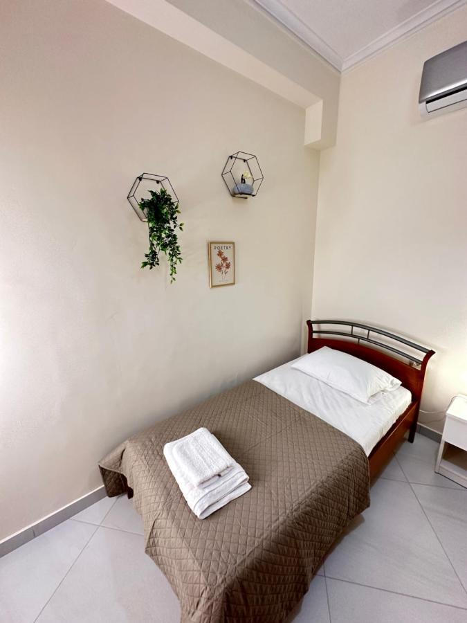Comfort Inn Atina Dış mekan fotoğraf